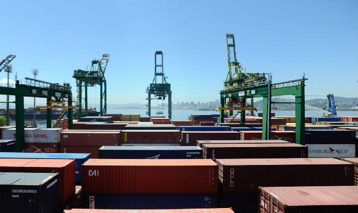 Brasil e EUA definem data de reunião para discutir tarifaço