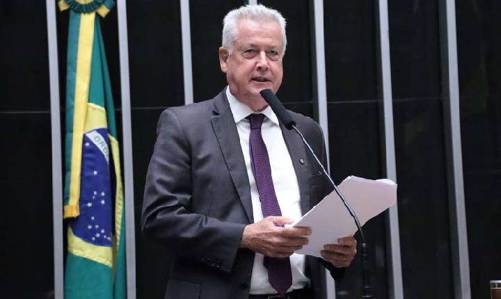 Câmara aprova projeto que define novas regras para proteção da indústria nacional; acompanhe