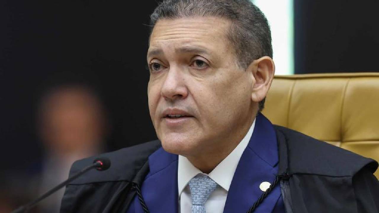 Kássio Nunes Marques cai na rede de prostituição, corrupção e dinheiro sujo de Vorcaro e deixa bolsonarismo nu