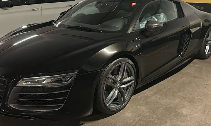 PF apreende carros de luxo em operação contra Careca do INSS 