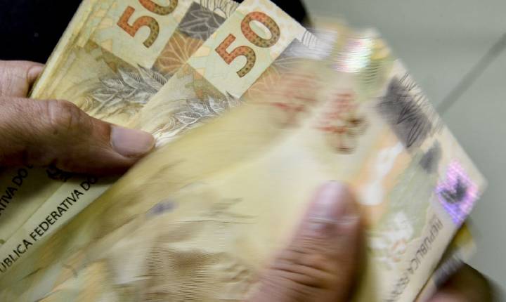 Portaria convoca instituições financeiras para 3ª fase do Desenrola