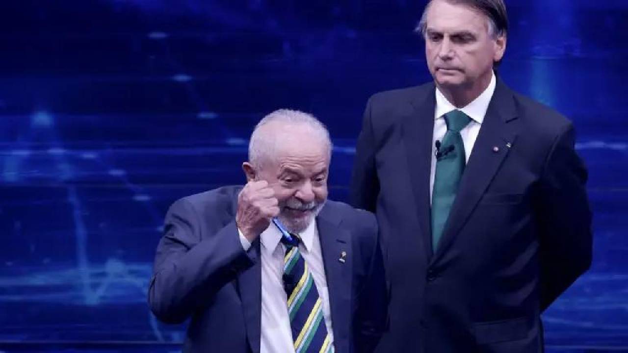 Quem gastou mais no cartão corporativo: Lula ou Bolsonaro?
