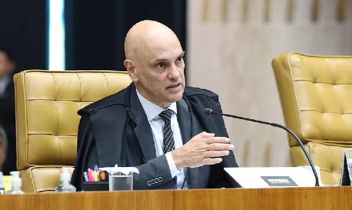 STF condena Eduardo Bolsonaro a 4 anos e 2 meses de prisão por coação em processo sobre trama golpista