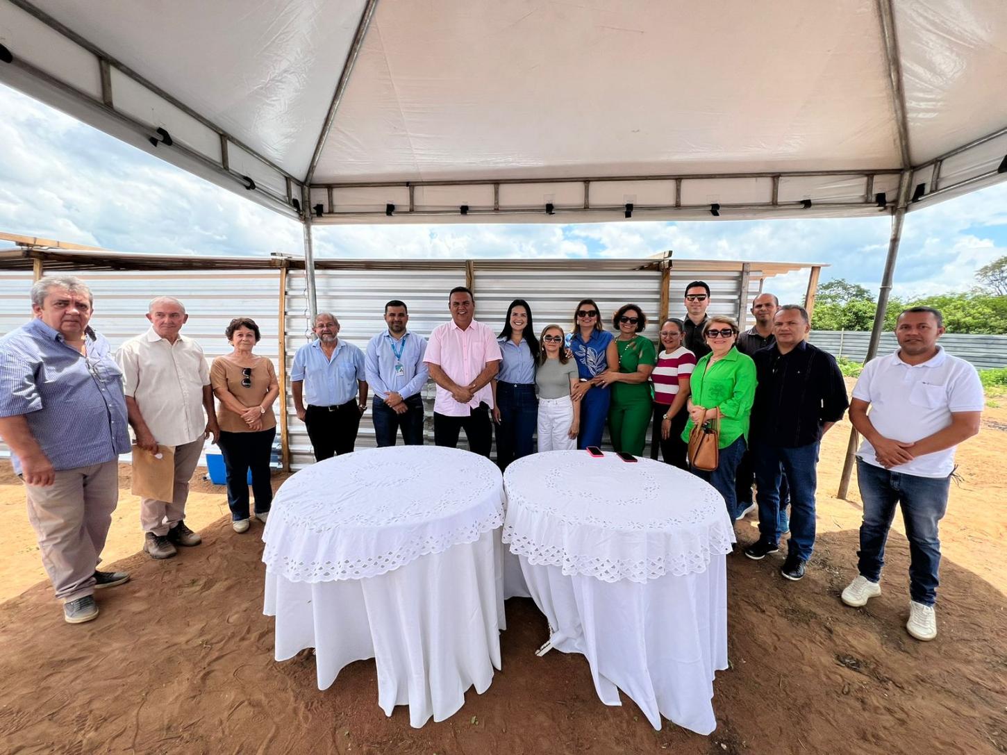 Prefeito Rogério Castro assina termo e dá ponta pé inicial às obras do Minha Casa Minha Vida em São Raimundo Nonato