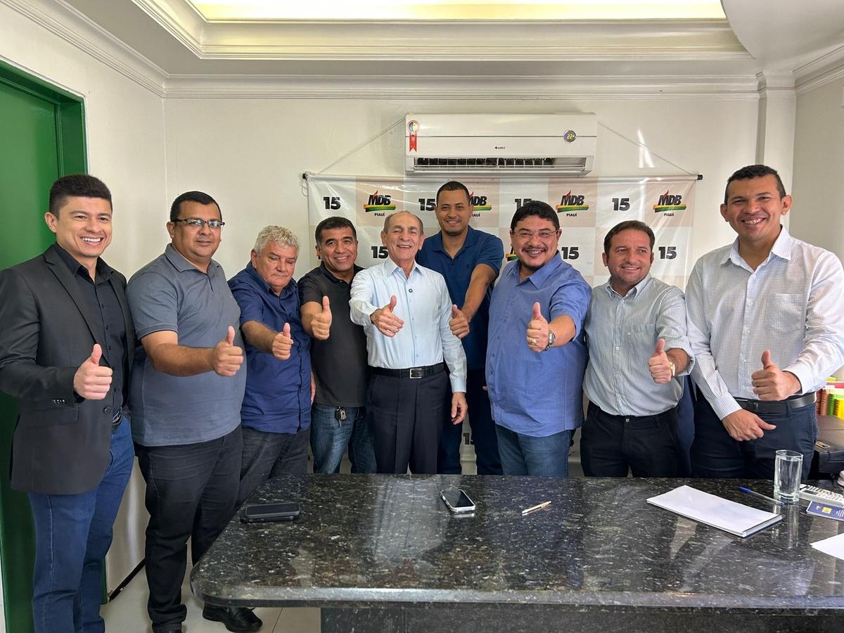 Marcelo Castro recebe apoio de vereadores de Altos após adesão em Parnaíba