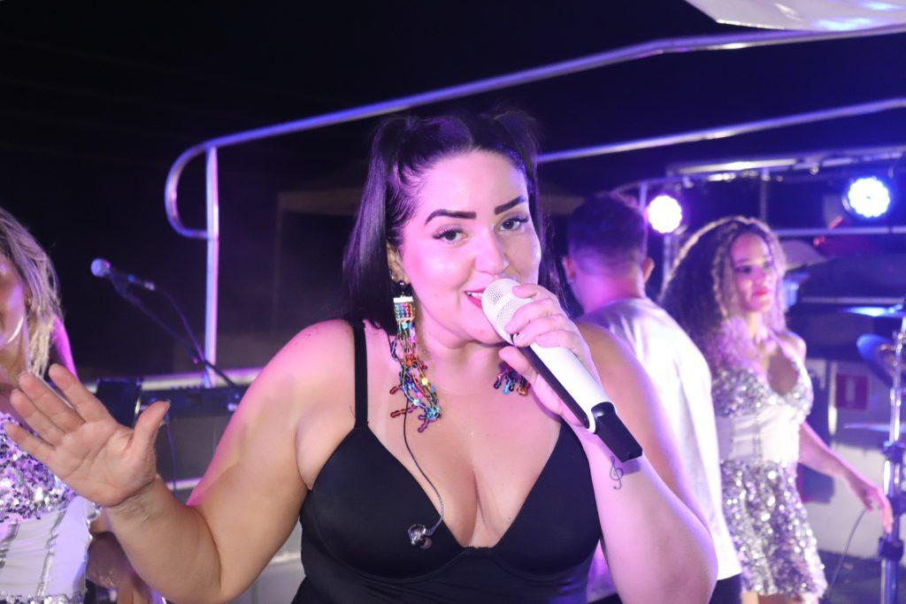 Domingo de Carnaval na Avenida Zé de Castro: só perdeu quem não foi!