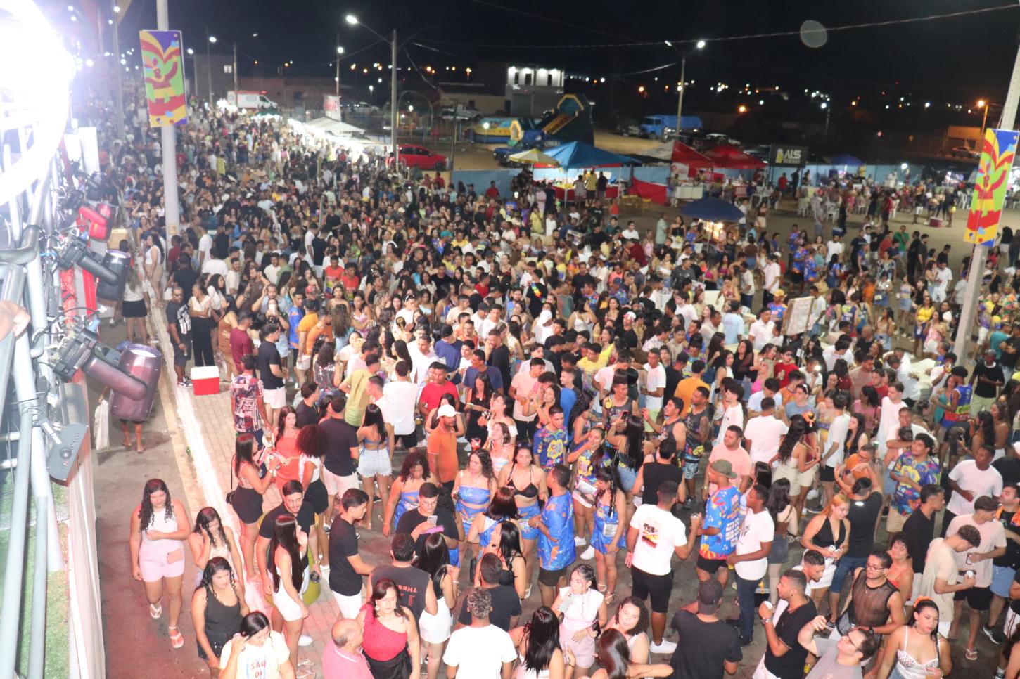 FOTOS DA 2ª NOITE DO CARNAVAL 2026 EM SÃO RAIMUNDO NONATO