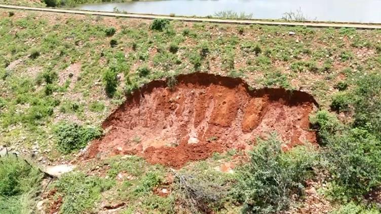 Famílias são retiradas após alerta de risco de rompimento de barragem em Coronel José Dias-PI