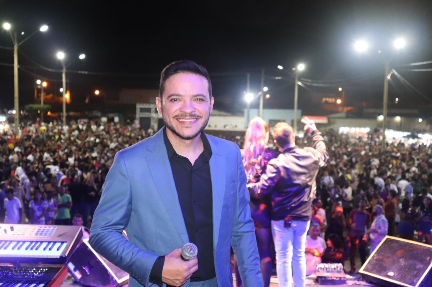 Fotos dos Festejos de Nossa Senhora de Fátima no Paraiso das Aves, dia 08