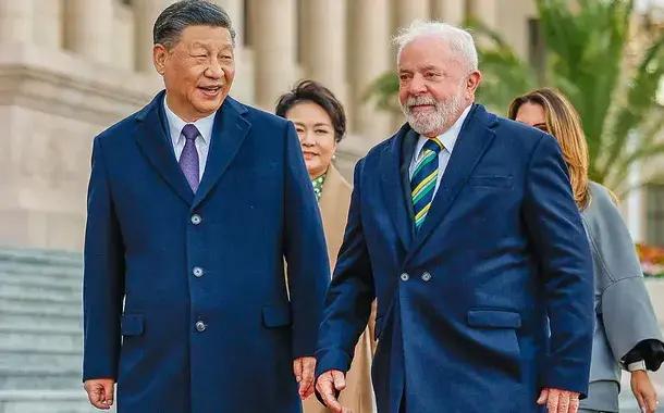 Exclusivo! China bate recorde de comércio enquanto o Ocidente queima bilhões em guerras e genocídios