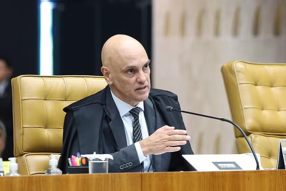 STF condena Eduardo Bolsonaro a 4 anos e 2 meses de prisão por coação em processo sobre trama golpista