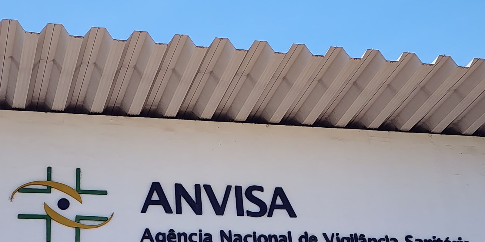 Anvisa proíbe suplementos alimentares de origem desconhecida