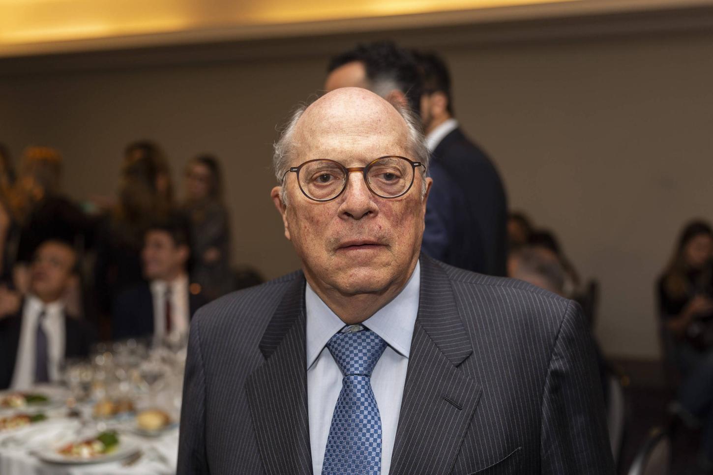 Autor de impeachment de Dilma detona Flávio: 